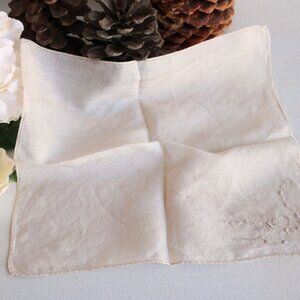 Vintage 1930s Handkerchief, Hand Plant Dyed Vintage Hankie in Mottled Dusty Pink